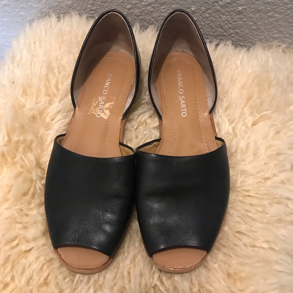 Franco Sarto open toed flats
